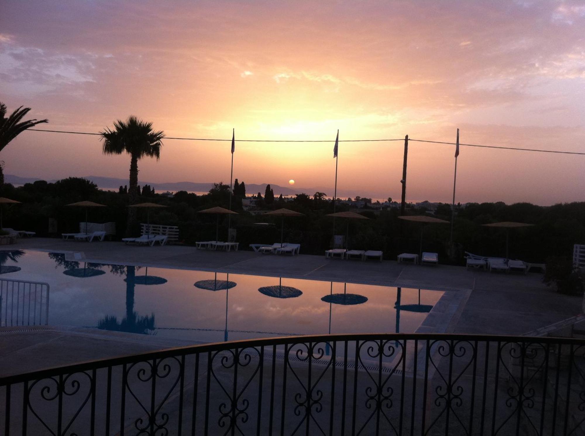 Ampavris Family Apartments Città di Kos Esterno foto