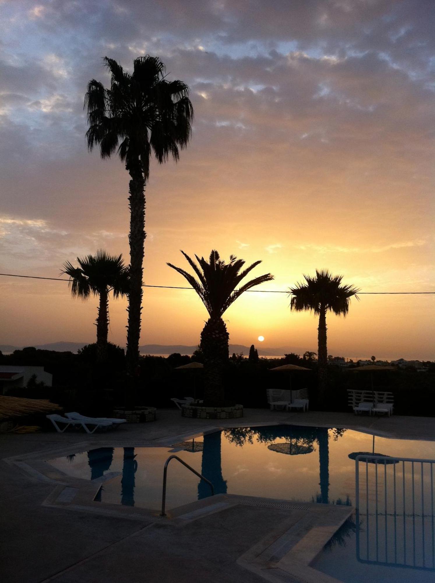 Ampavris Family Apartments Città di Kos Esterno foto