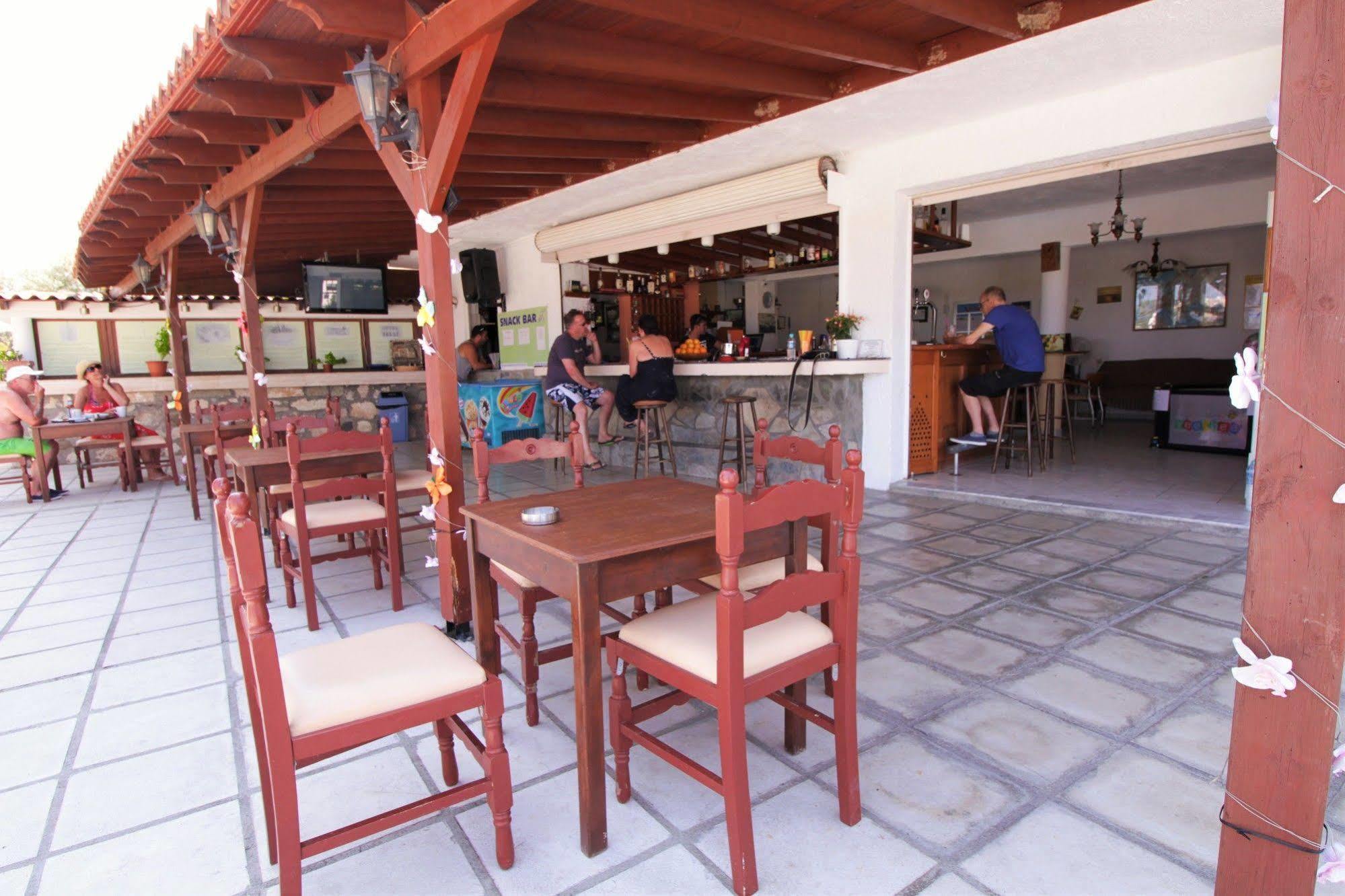 Ampavris Family Apartments Città di Kos Esterno foto
