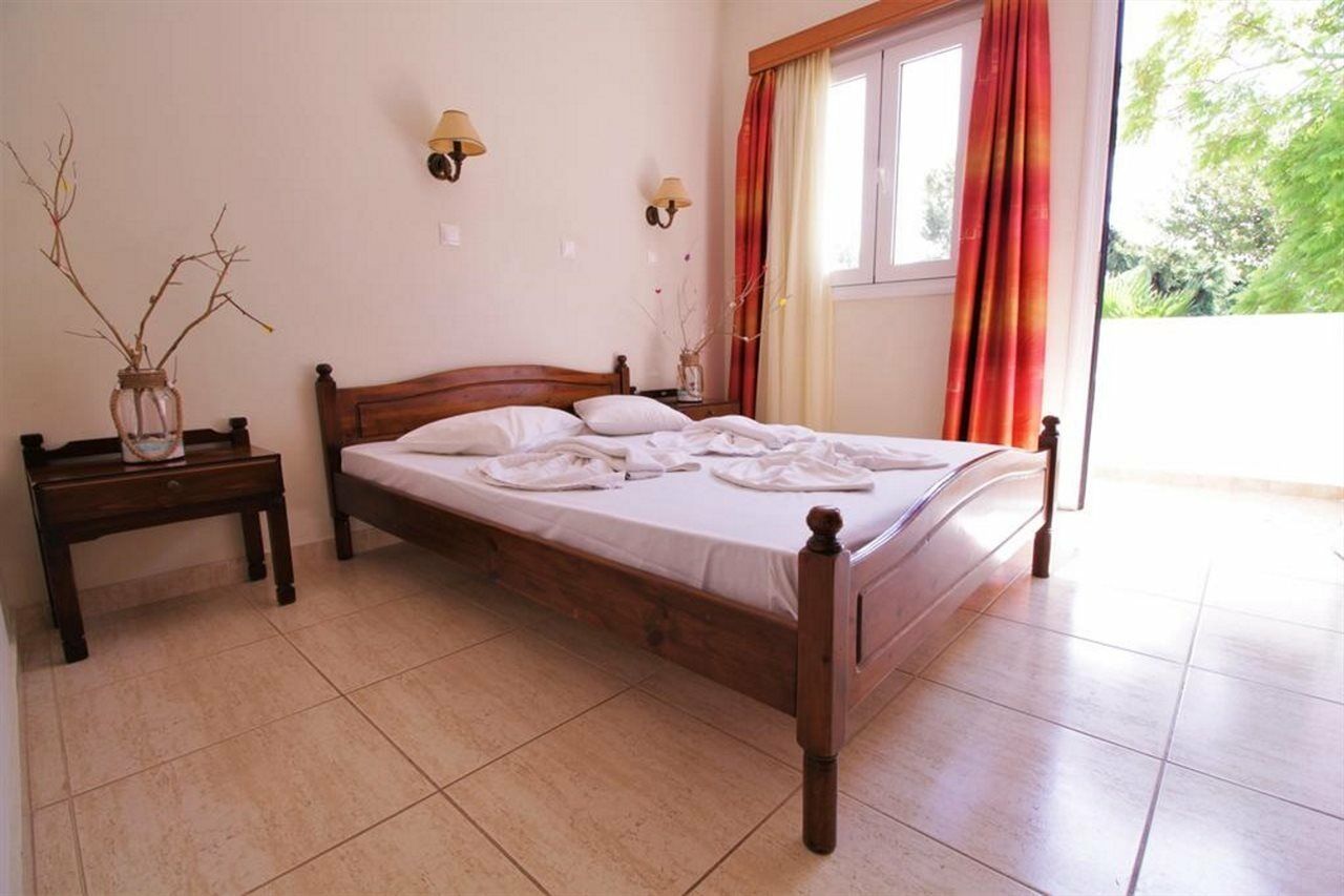 Ampavris Family Apartments Città di Kos Esterno foto