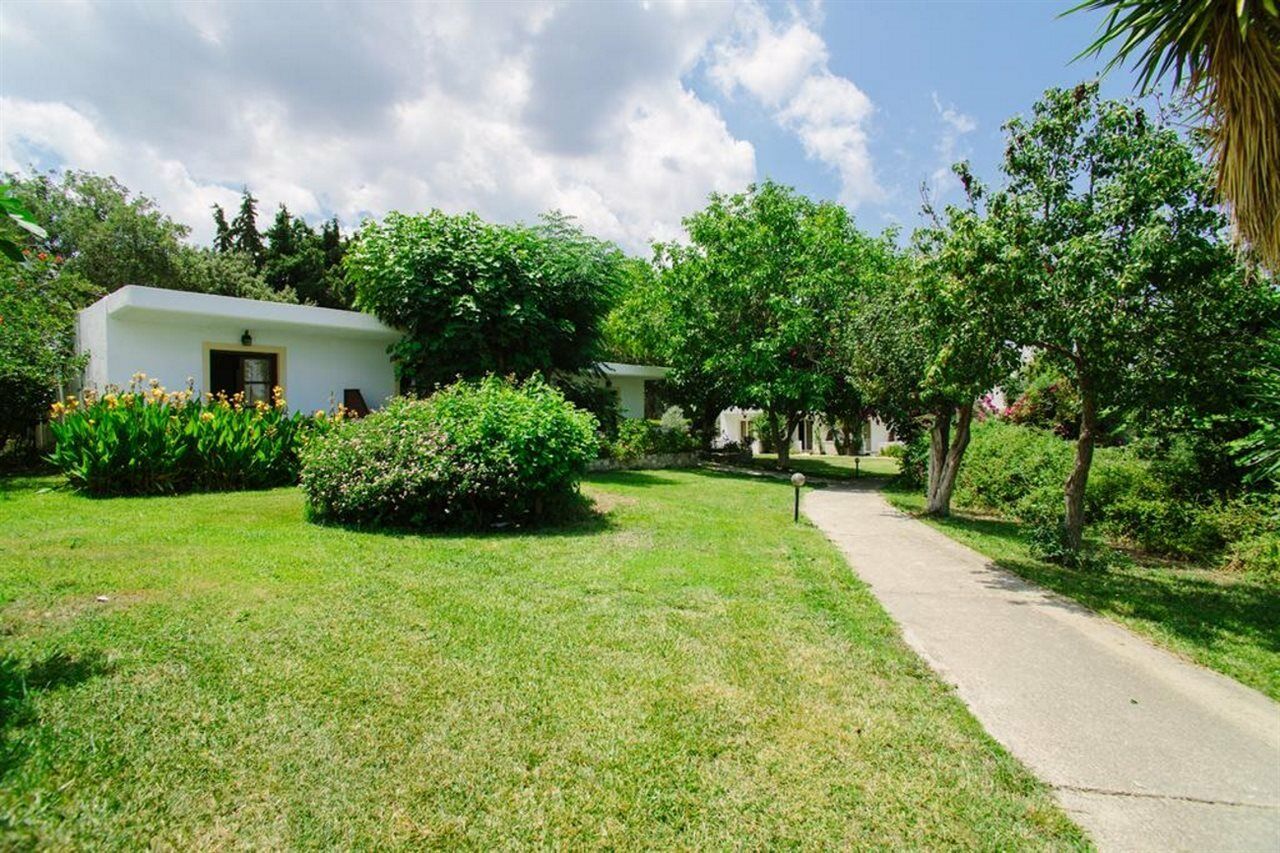 Ampavris Family Apartments Città di Kos Esterno foto